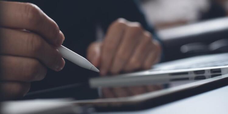 Redes sociales internet firma digital