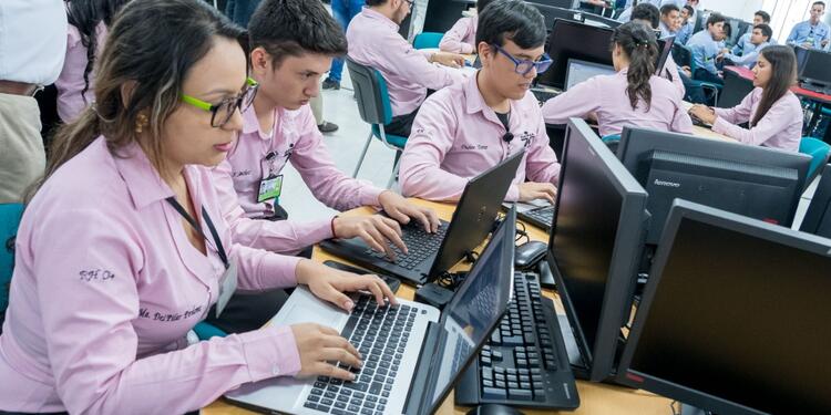 Estudiantes del SENA Estudiantes del SENA