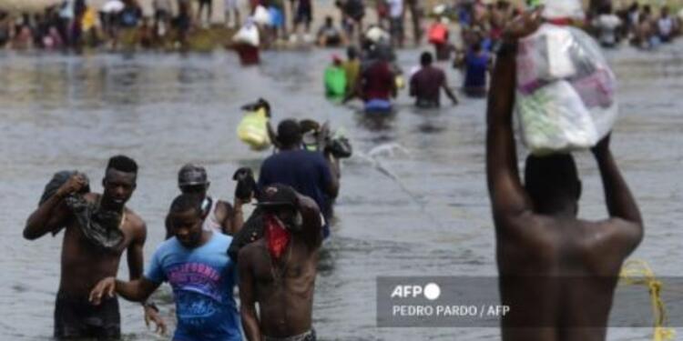 Migrantes haitianos en la frontera sur Texas