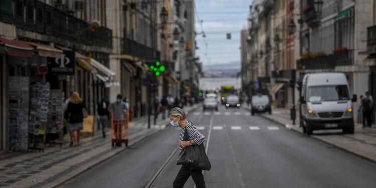 Uso de tapabocas en Portugal ya no es obligatorio