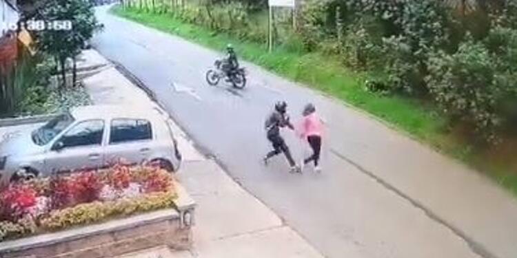 Robo a mujer en Chapinero, en Bogotá Robo a mujer en Chapinero, en Bogotá