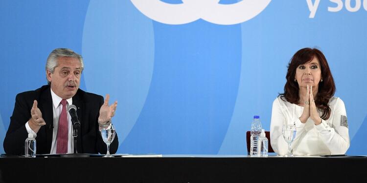 Alberto Fernández y Cristina Fernández de Kirchner en conferencia desde la Casa Rosada