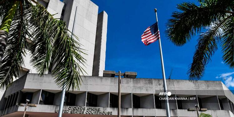 Corte de Florida (EE.UU.) donde se realiza la audiencia judicial a Alex Saab Fachada de corte en Florida (EE.UU.) donde Alex Saab tiene una audiencia