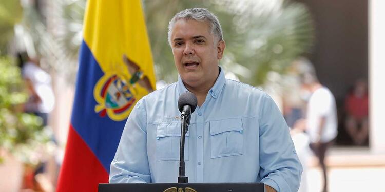 Iván Duque realizando un pronunciamiento Iván Duque realizando una alocución presidencial
