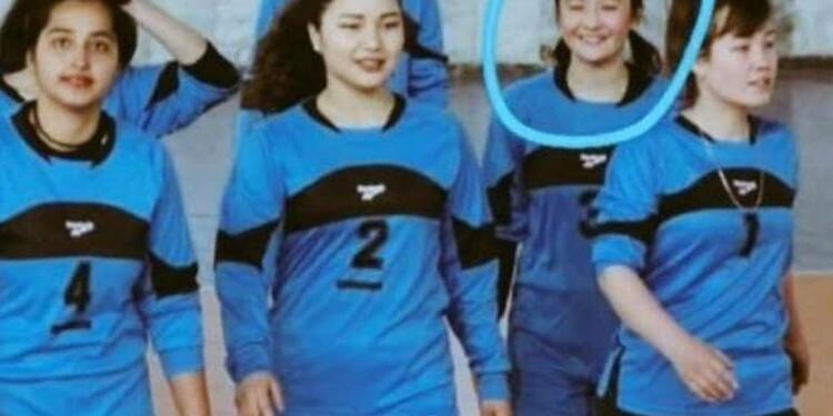 Mahjabin Hakimi, jugadora de voleibol