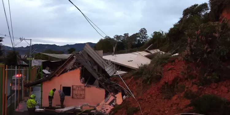 tragedia por caída de escombros tragedia por caída de escombros