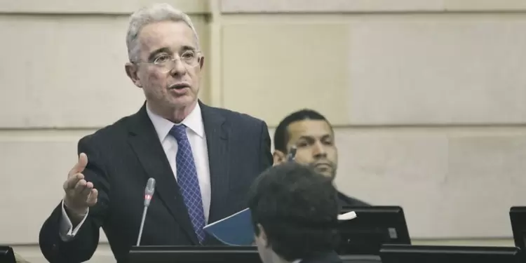 Álvaro Uribe descarta regresar al Senado de la República Álvaro Uribe descarta regresar al Senado de la República