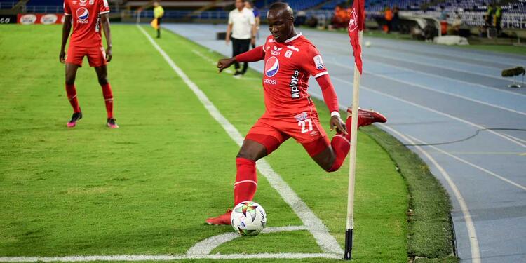 América de Cali en Liga BetPlay II América de Cali en el campo de juego en Liga BetPlay II