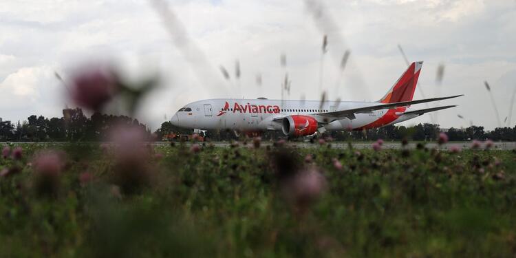 Avianca hará limpiza de sus aviones cada 5 trayectos Avianca hará limpiza de sus aviones cada 5 trayectos