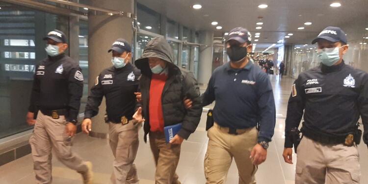 Carlos Mattos al llegar al aeropuerto El Dorado, de Bogotá, extraditado desde España Carlos Mattos al llegar al aeropuerto El Dorado, de Bogotá, extraditado desde España