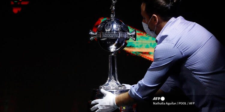 Trofeo de la Copa Libertadores de la Conmebol Copa Libertadores de la Conmebol