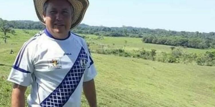 Docente Eberto Silva.