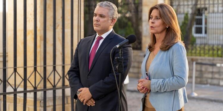 Iván Duque y Marta Lucía Ramírez a las afueras del Palacio de Nariño Iván Duque y Marta Lucía Ramírez a las afueras del Palacio de Nariño