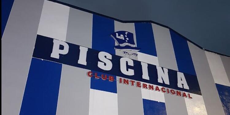 LA PISCINA LA PISCINA