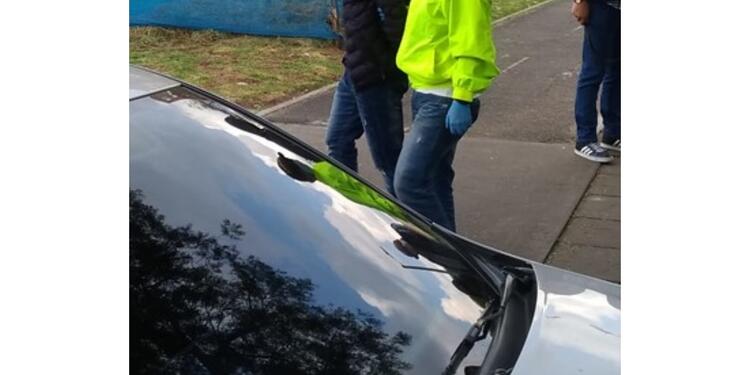 Fueron capturadas dos personas por el robo de la camioneta en Bogotá Fueron capturadas dos personas por el robo de la camioneta en Bogotá