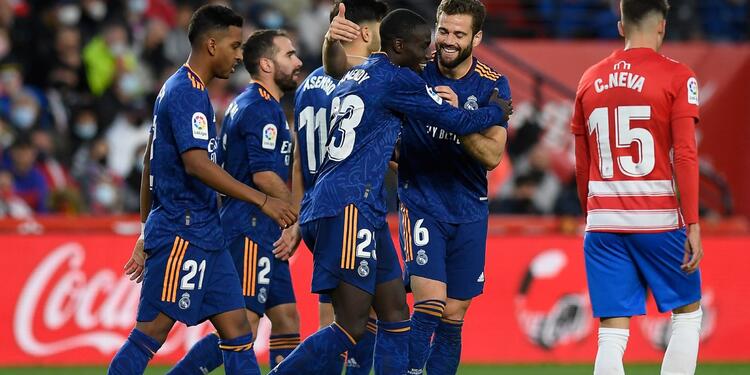 Real Madrid derrotó a Granada Real Madrid derrotó a Granada