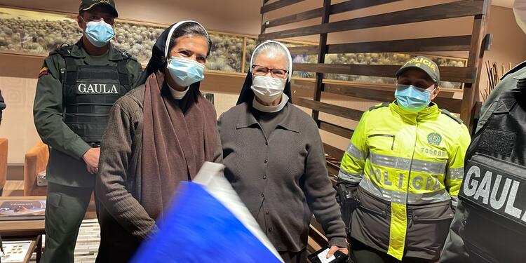 La religiosa permanecerá en Bogotá durante varios días