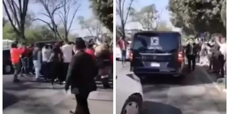 Confunden esta carroza con la de Vicente Fernández