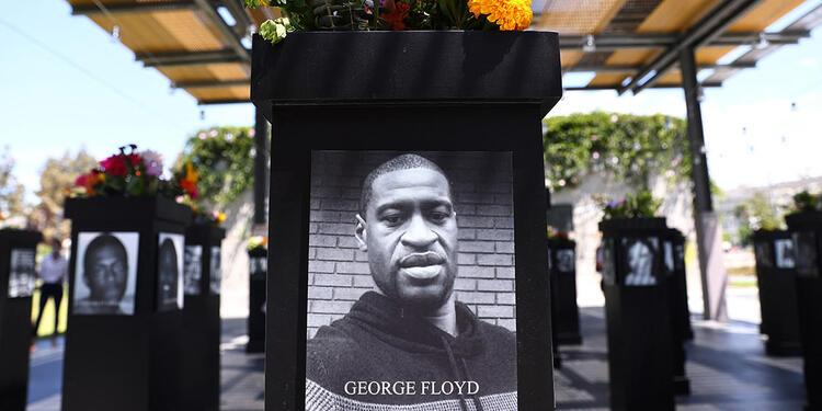 Homenaje ante el homicidio de George Floyd Homenaje a George Floyd