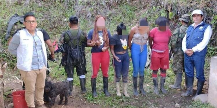 Secuestradas por el ELN Mujeres secuestradas por el ELN