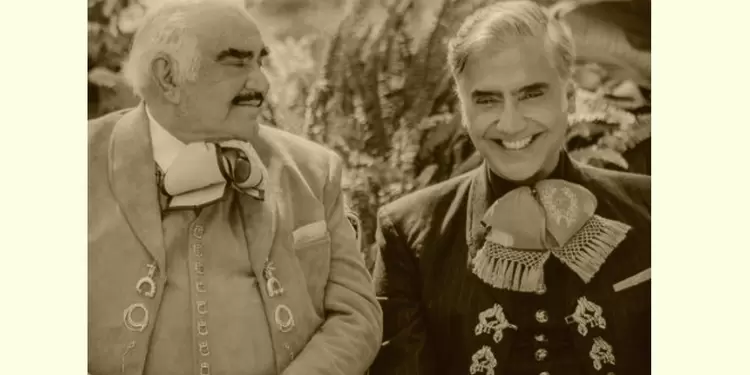 Vicente Fernández y Alejandro Fernández cantaron a dúo varios éxitos musicales
