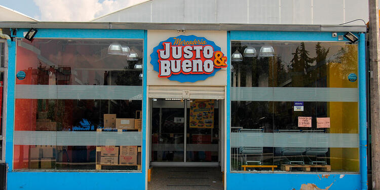 Local de Justo & Bueno Local de Justo & Bueno