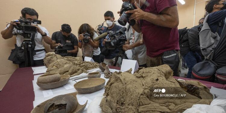 Arqueólogos presentan momias precolombinas de niños sacrificados