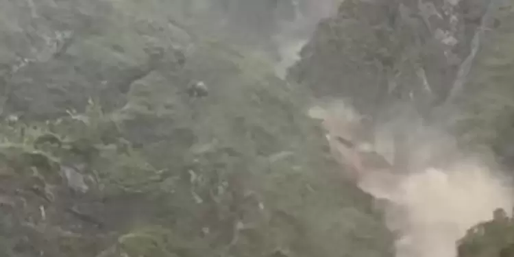 desbordamiento de río desbordamiento de río