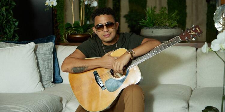 Felipe Peláez, cantante colombiano