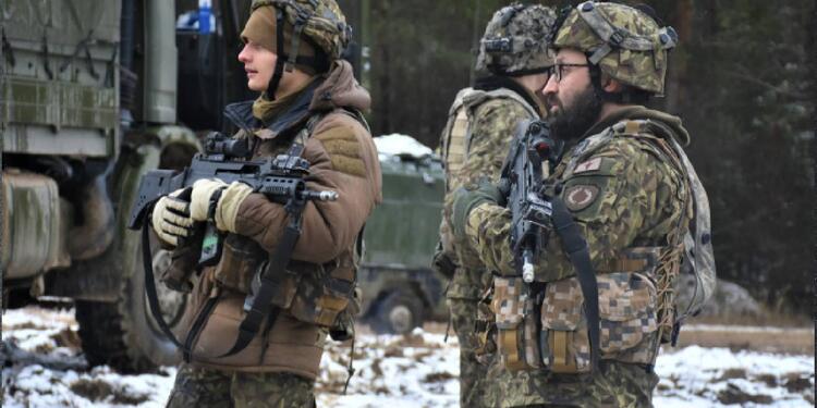 Militares rusos en Ucrania