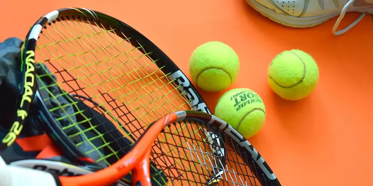 Tenis Tenis