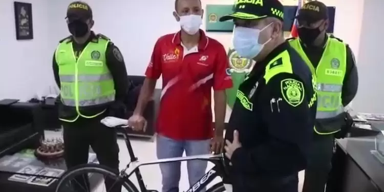 Gracias a la policia Nacional, paraciclista recuperó su bicicleta