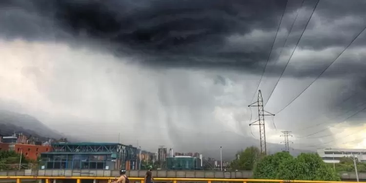 Las precipitaciones más intensas se presentarán entre las dos y las tres de la tarde.