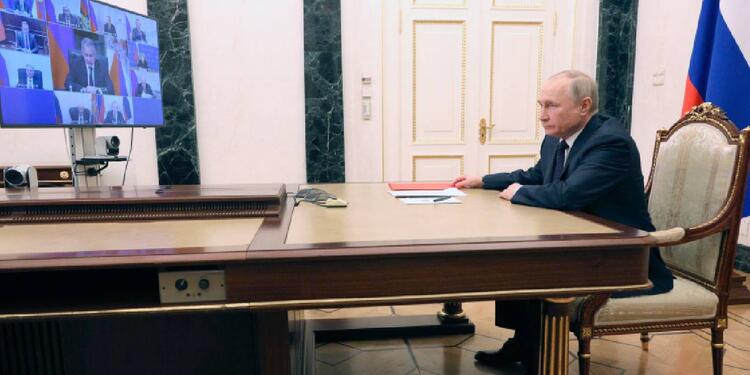 Vladimir Putin en reunión de seguridad