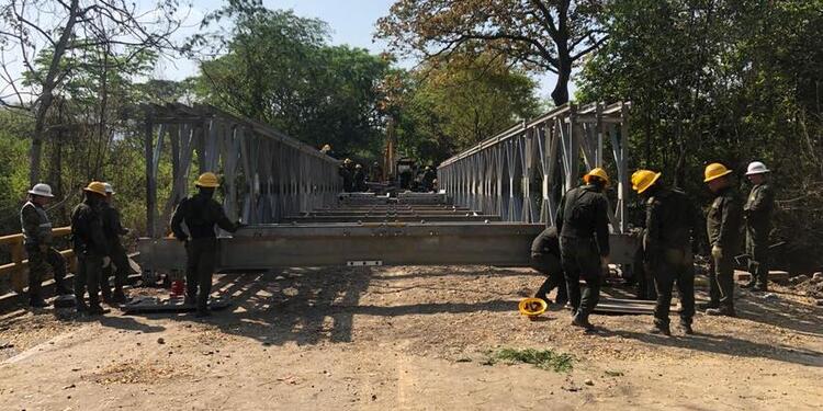 Puente militar