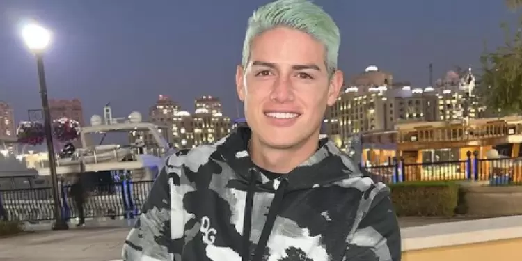 James Rodríguez sonriente.