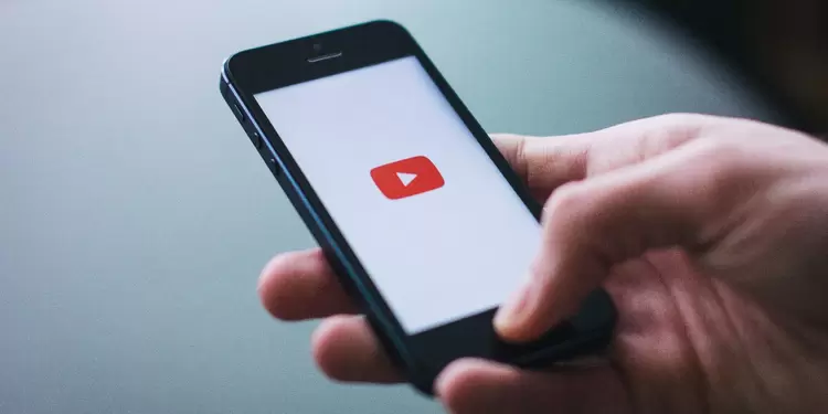 YouTube YouTube