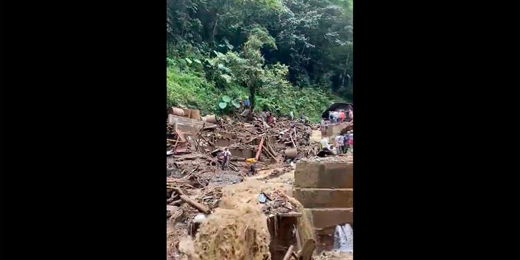 Avalancha en Abriaquí, Antioquia, cobra 11 vidas. Avalancha en Abriaquí, Antioquia, cobra 11 vidas