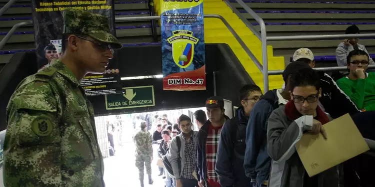 Cuánto es el descuento en la libreta militar por votar en Colombia Cuánto es el descuento en la libreta militar por votar en Colombia