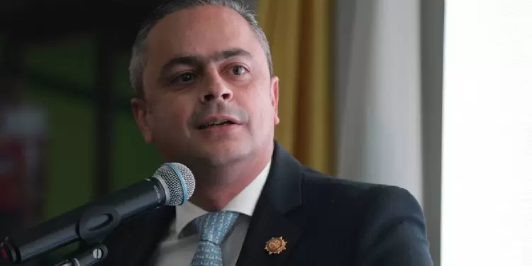 Juan Camilo Restrepo Gómez, alcalde (e) de Medellín Juan Camilo Restrepo Gómez, alcalde (e) de Medellín