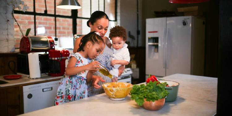 Madres activas y saludables Madres activas y saludables