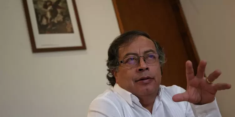 Petro insiste: más peligroso el carbón que la cocaína Petro insiste: más peligroso el carbón que la cocaína