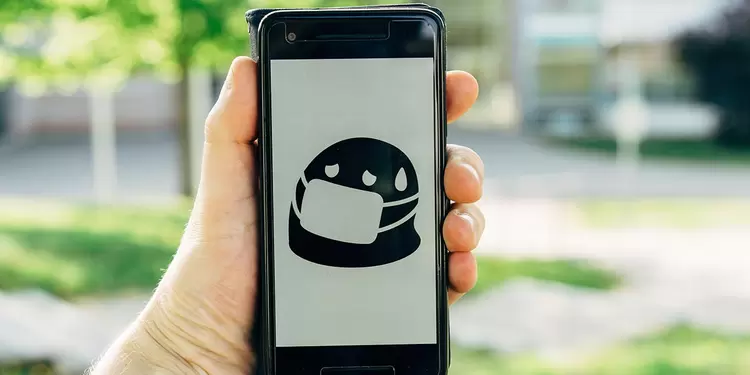 Smartphone Android infectado con virus Smartphone infectado con virus