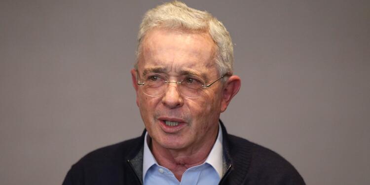 Álvaro Uribe Álvaro Uribe