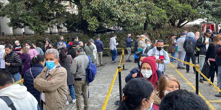 Filas pago de impuestos en Bogotá Filas pago de impuestos en Bogotá