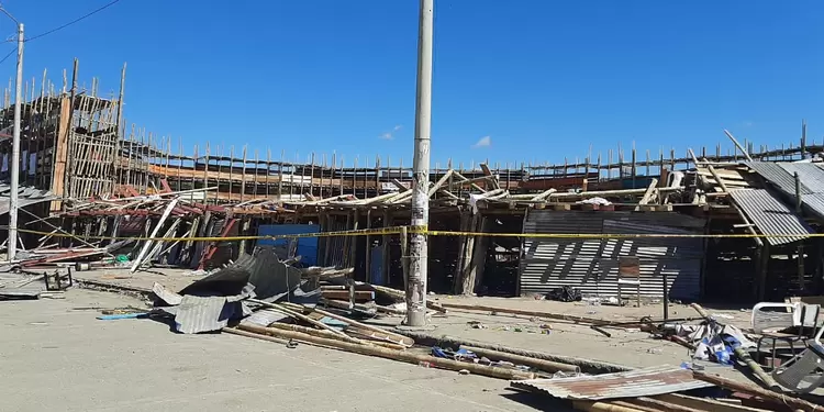 Gradas colapsadas en El Espinal