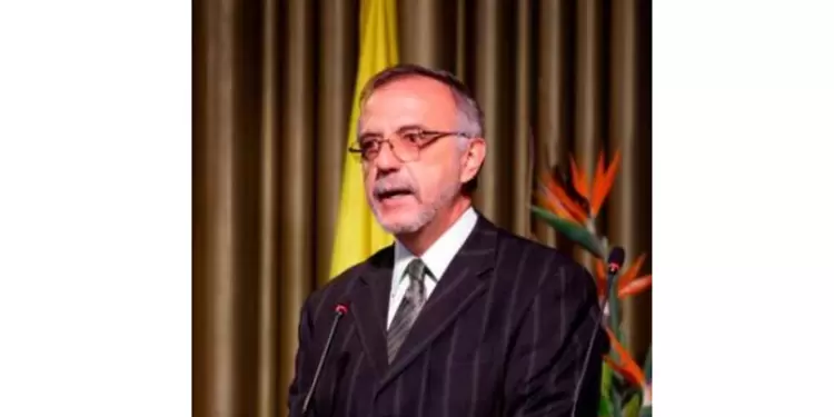 Iván Velásquez Gómez ministro de Defensa