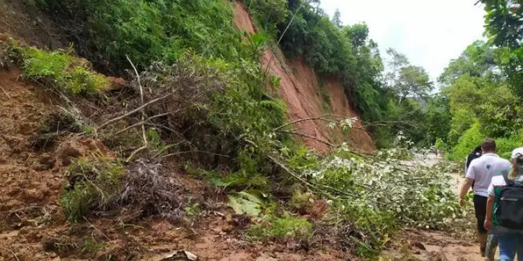 Derrumbes por las lluvias en Antioquia.