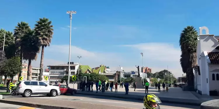 Balacera al frente del Concejo de Bogotá Balacera al frente del Concejo de Bogotá
