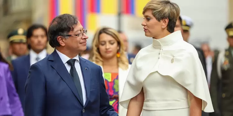 Gustavo Petro y Verónica Alcocer Gustavo Petro y Verónica Alcocer